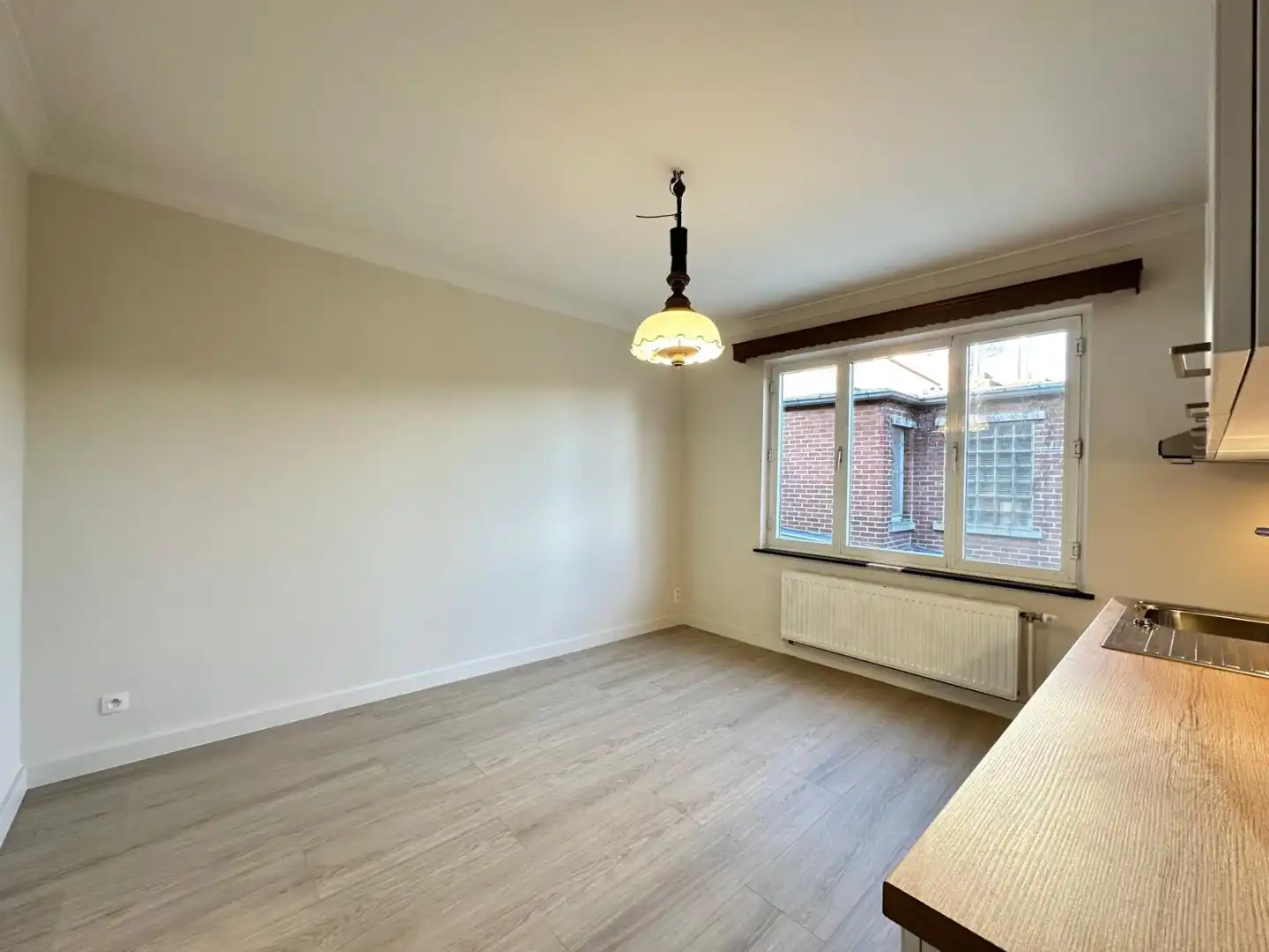 Gerenoveerd duplex appartement met 2 slaapkamers te huur in Riemst  foto 5