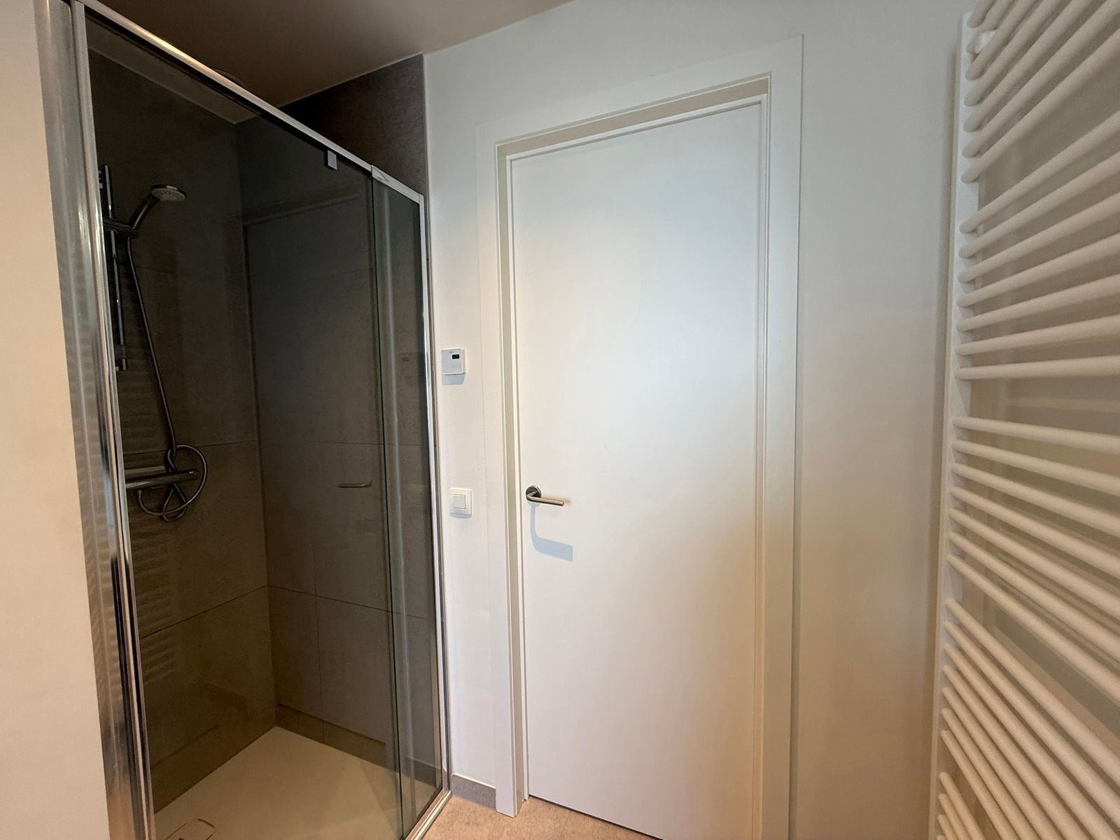 Energieneutrale  lichtrijke woning met alle hedendaagse comfort. foto 16