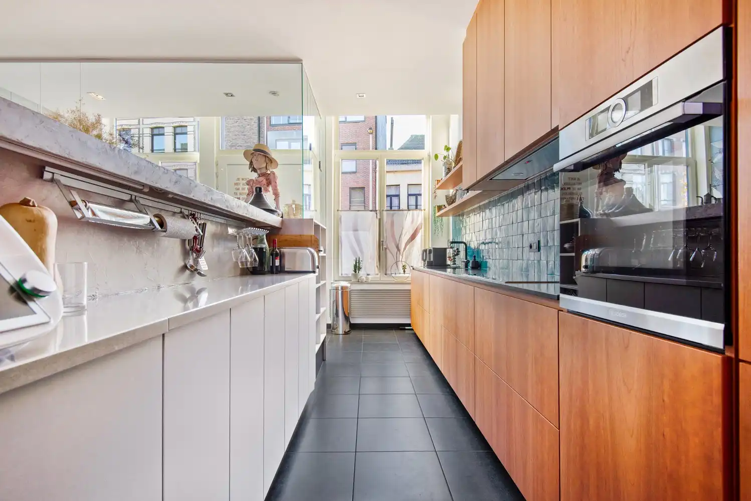 Prachtig gerenoveerde herenwoning op toplocatie te Lier foto 14