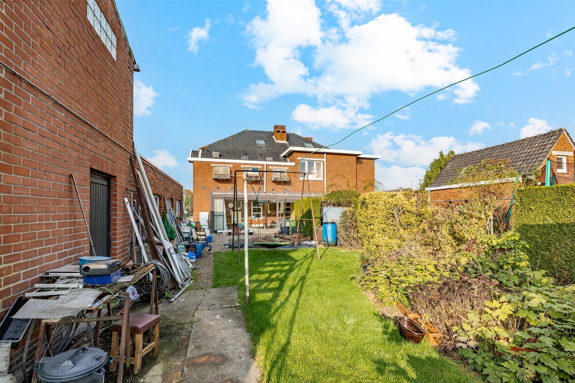 Charmante woning vlakbij centrum Oostakker. foto 4