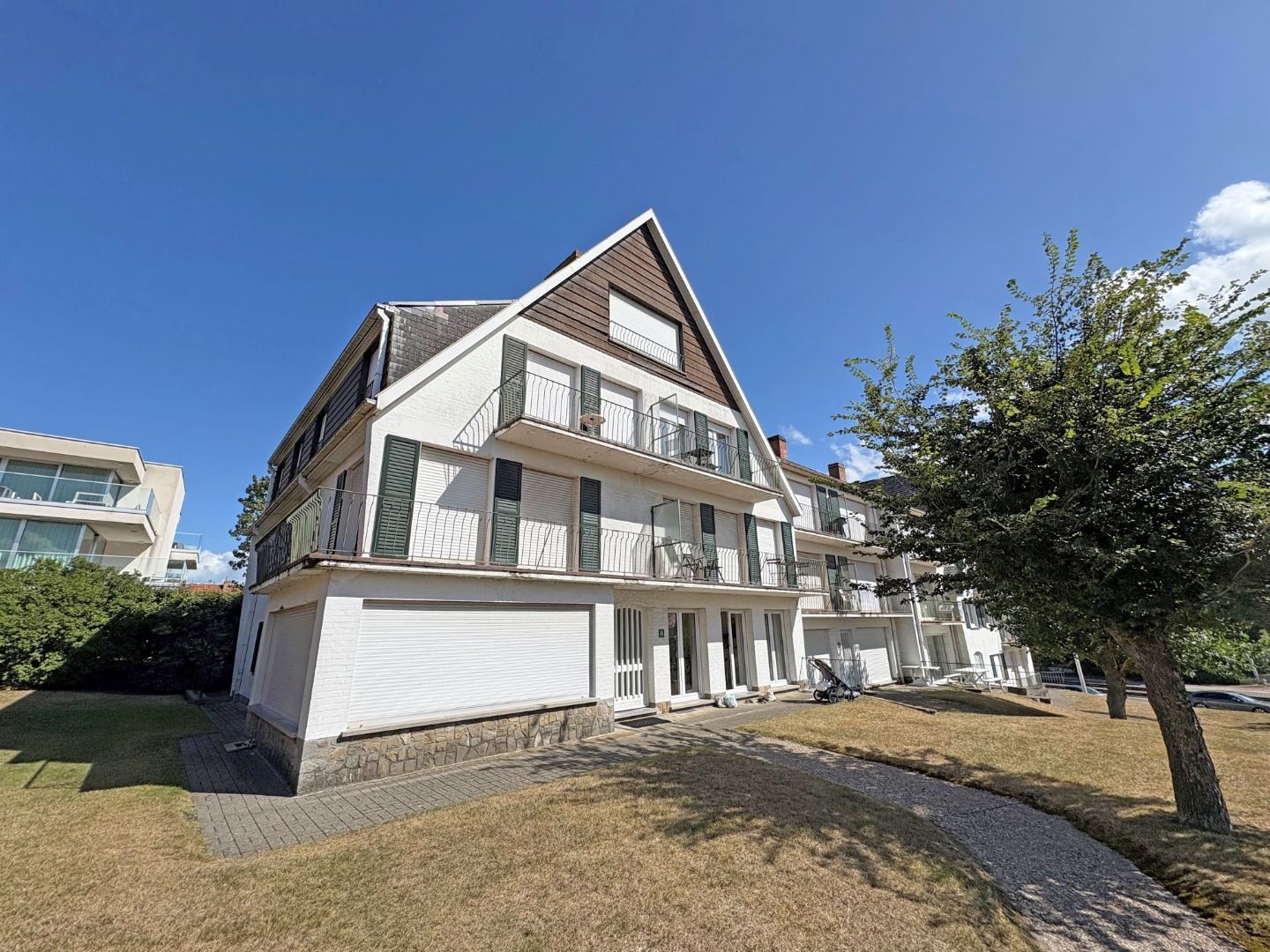 Zongericht appartement nabij het strand. foto 10