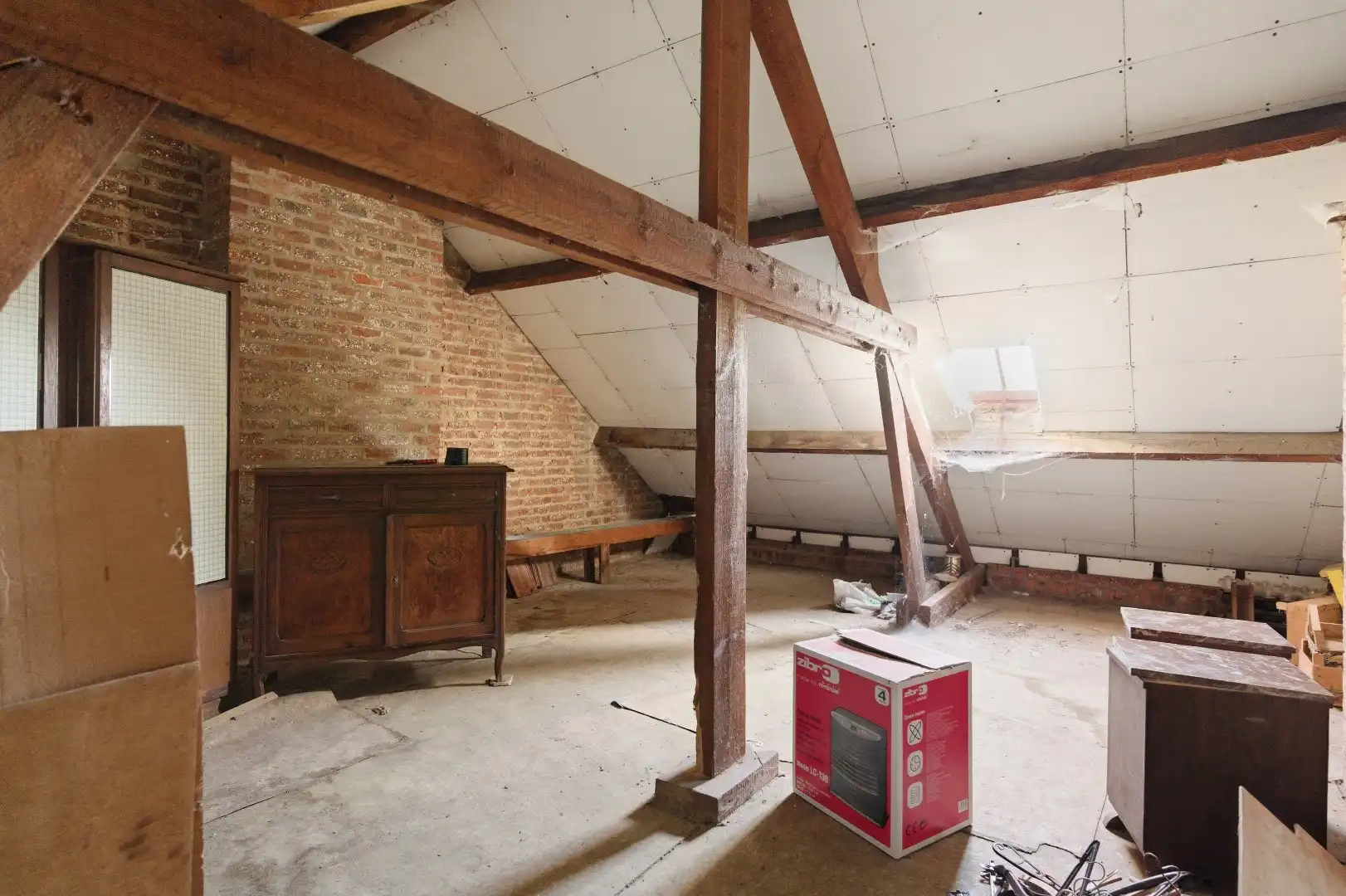 Op te frissen rijwoning met 2 slaapkamers en ruime tuin in Tienen foto 16