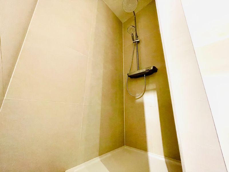 Ruim instapklaar duplex-appartement met autostandplaats foto 14