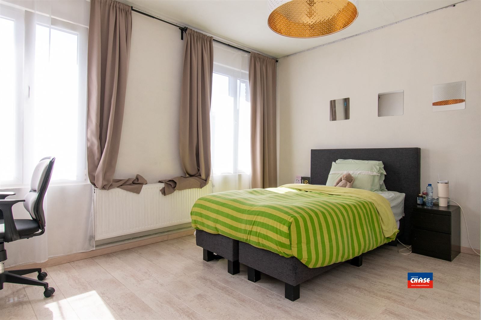 Ruime woning met 4 tot 5 slpks!  foto 15