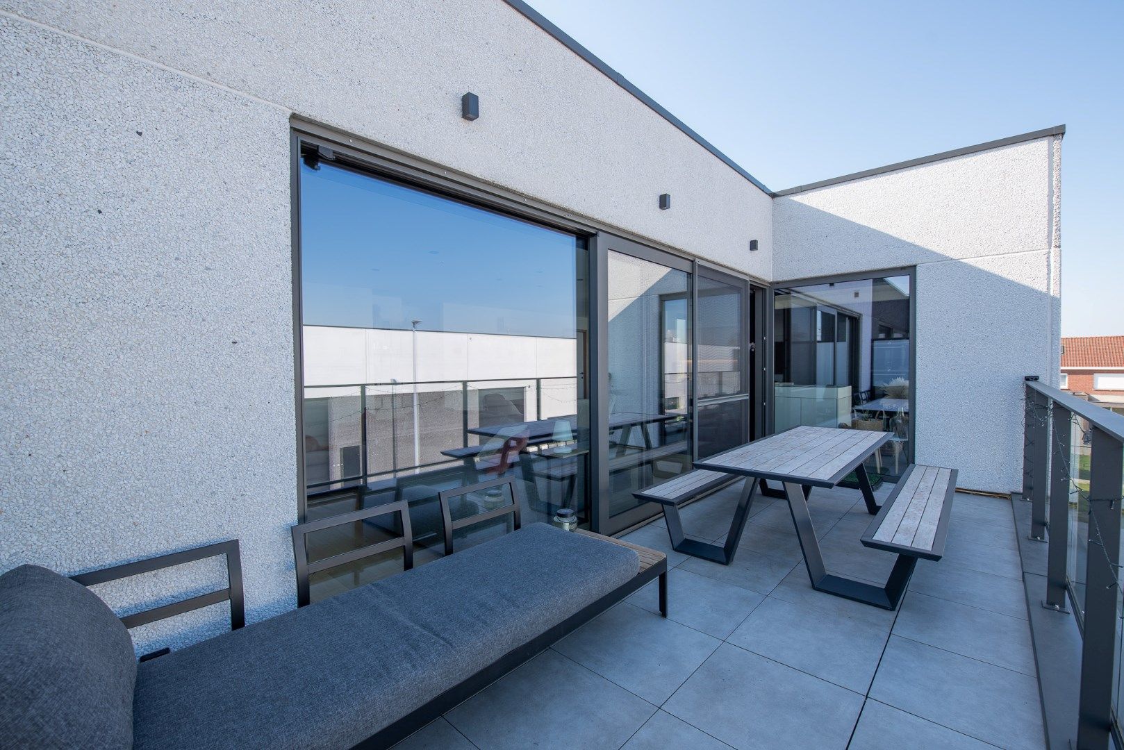 Te Koop in het Saspark te Ooigem: Nieuwbouw KMO-unit (240m²) met prachtige loft (135m²) met zonneterras! foto 17