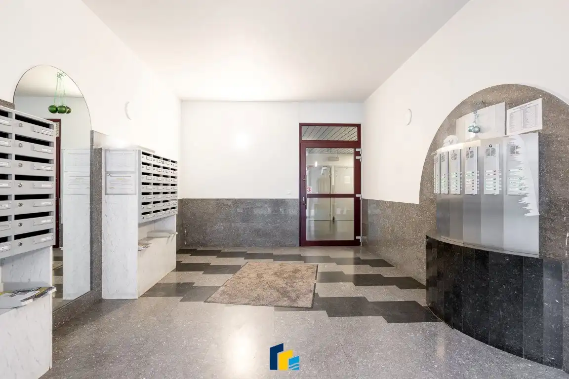 Ruim 2 slpk-appartement met zonnig terras foto 31