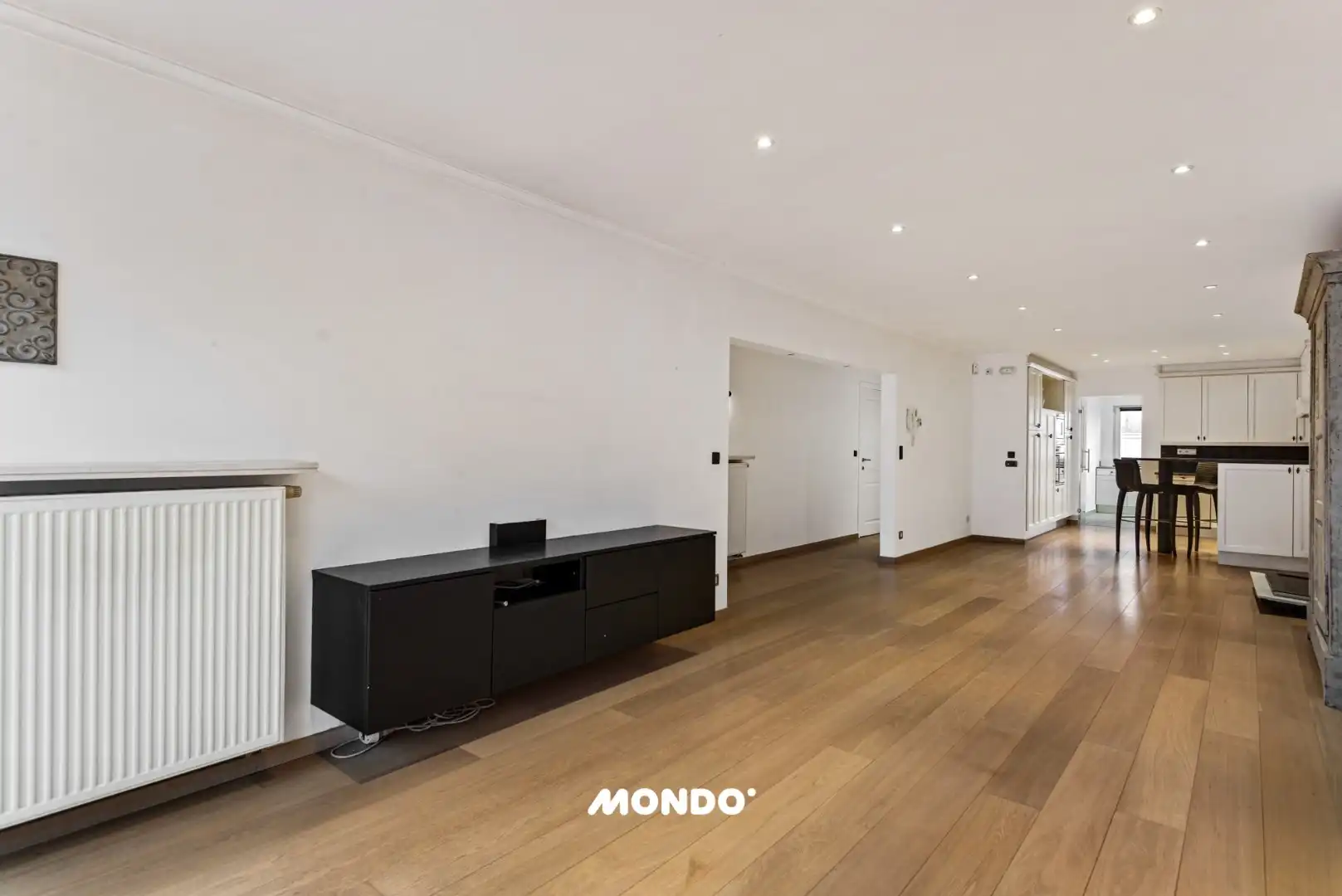 Gelijkvloers appartement met ruim terras en garage in Reet foto 4