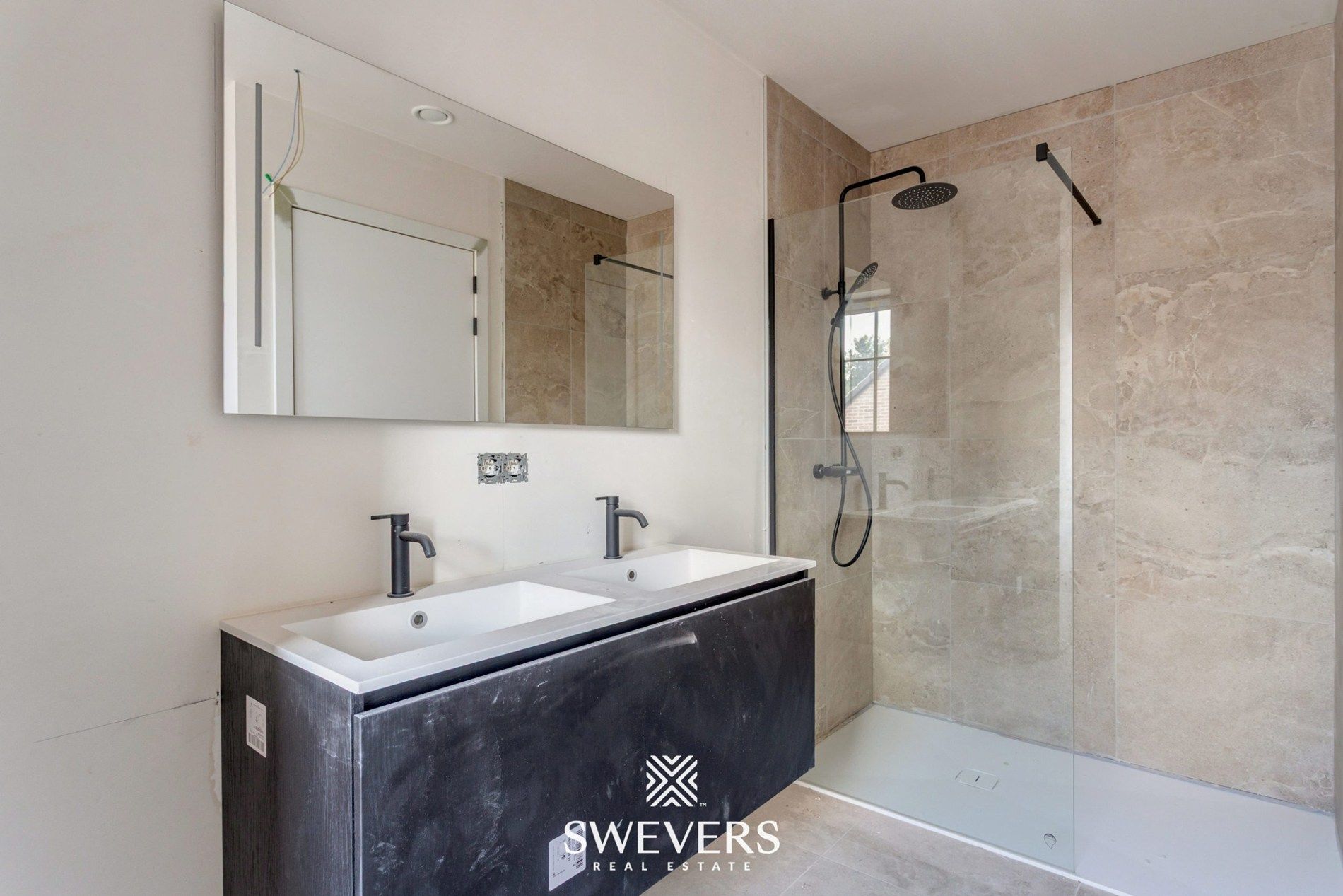 Instapklare nieuwbouw in Beringen: modern, ruim en energiezuinig! foto 19