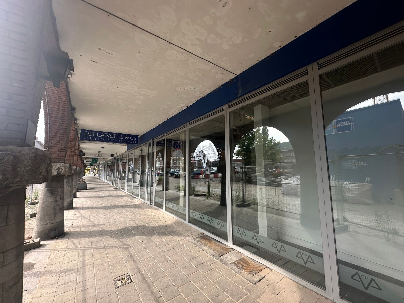 Zichtlocatie aan het Marktplein van Schoten foto 4