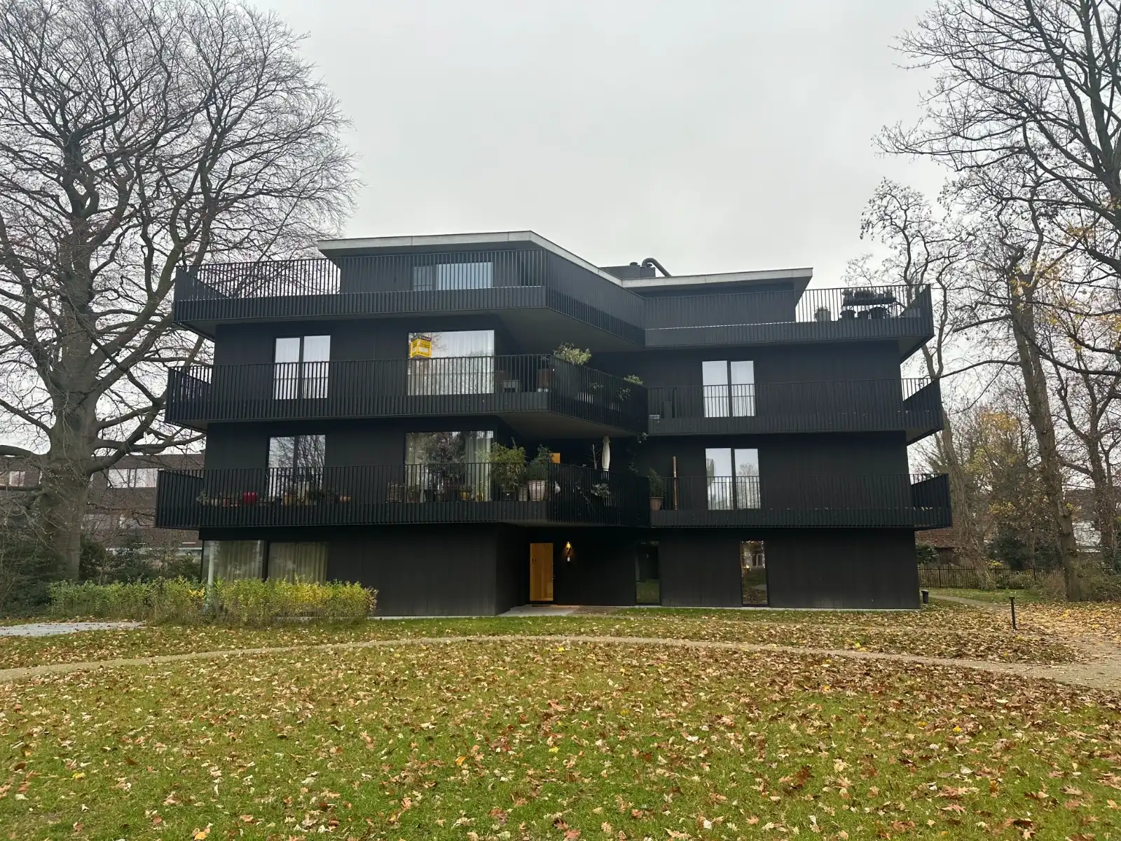 Appartement met staanplaats in parktuin! foto 3