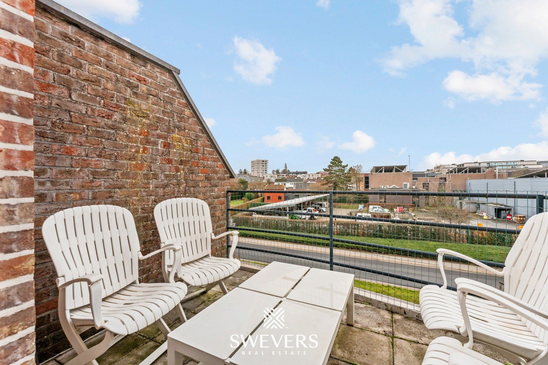 2-slaapkamer appartement met carport en aanwezigheid lift in Beringen foto 11