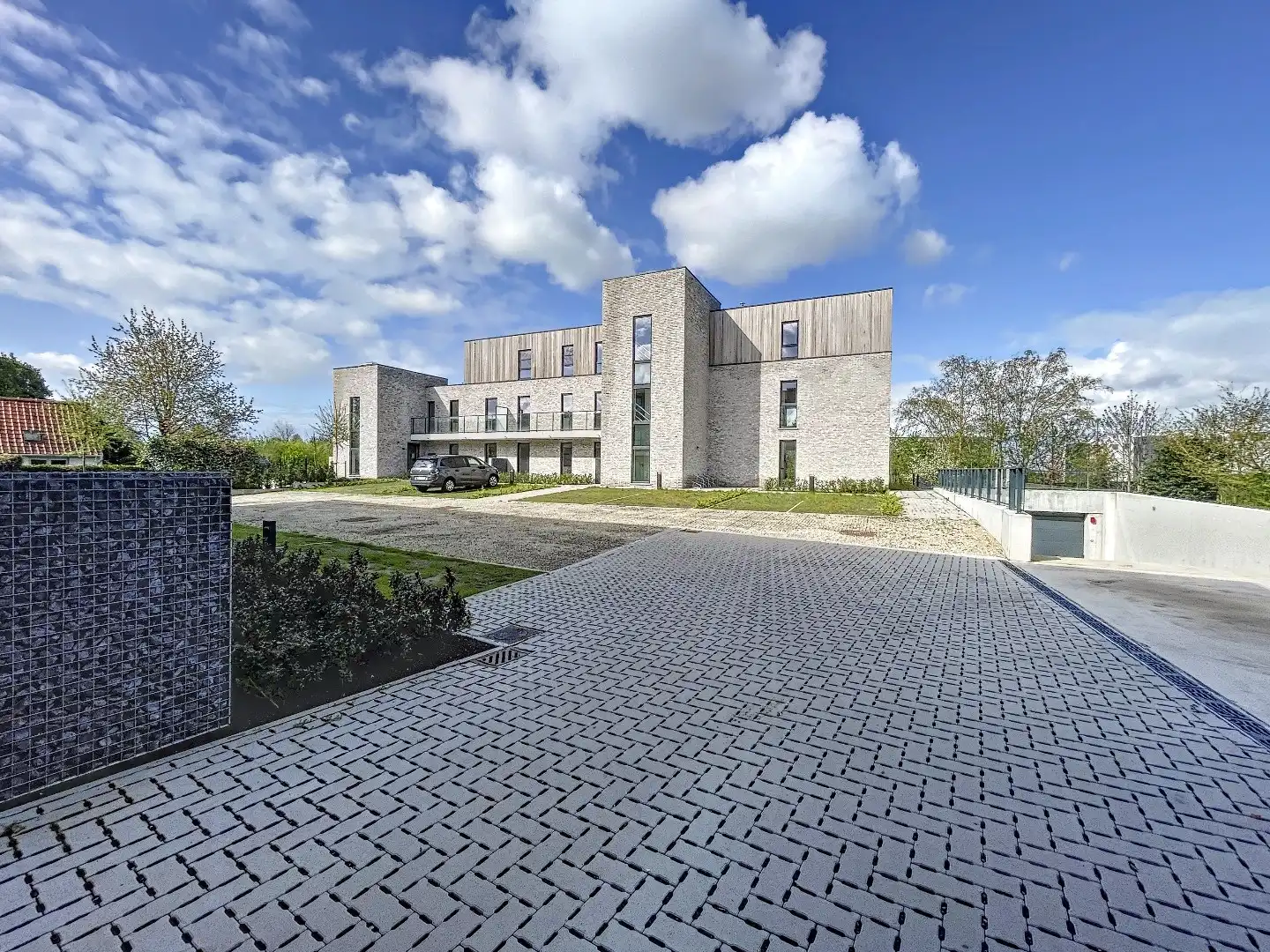 Opbrengsteigendom bestaande uit 12 nieuwbouwappartementen foto 3