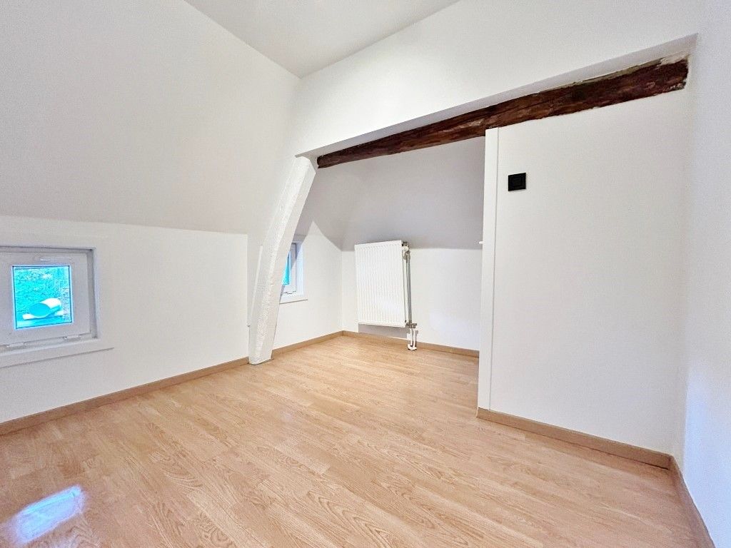 Duplex appartement in het centrum van Sint-Truiden met 2 Slaapkamers foto 15