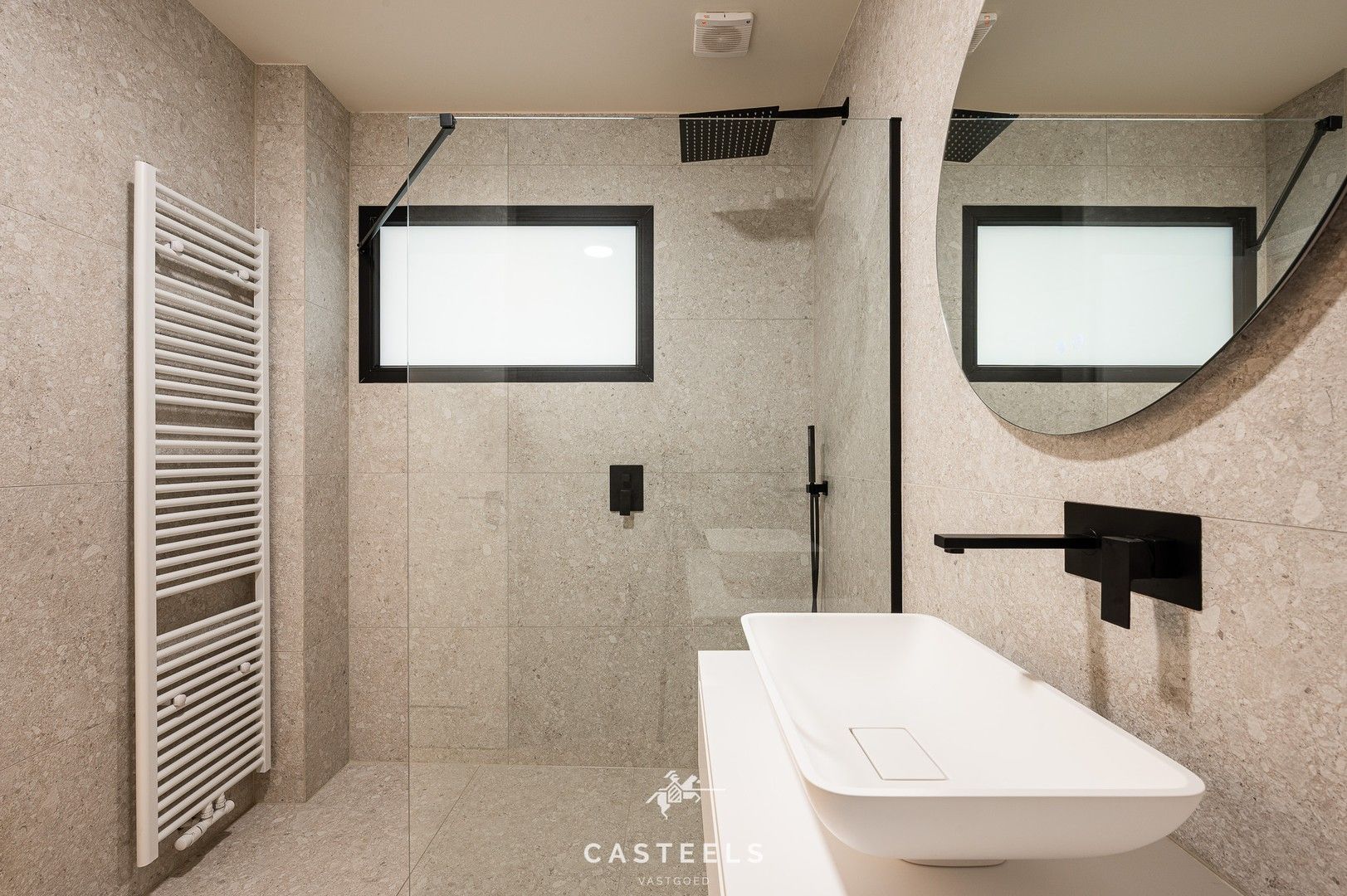 Prachtige gerenoveerde gezinswoning met grote tuin te &nbsp;Wetteren foto 12