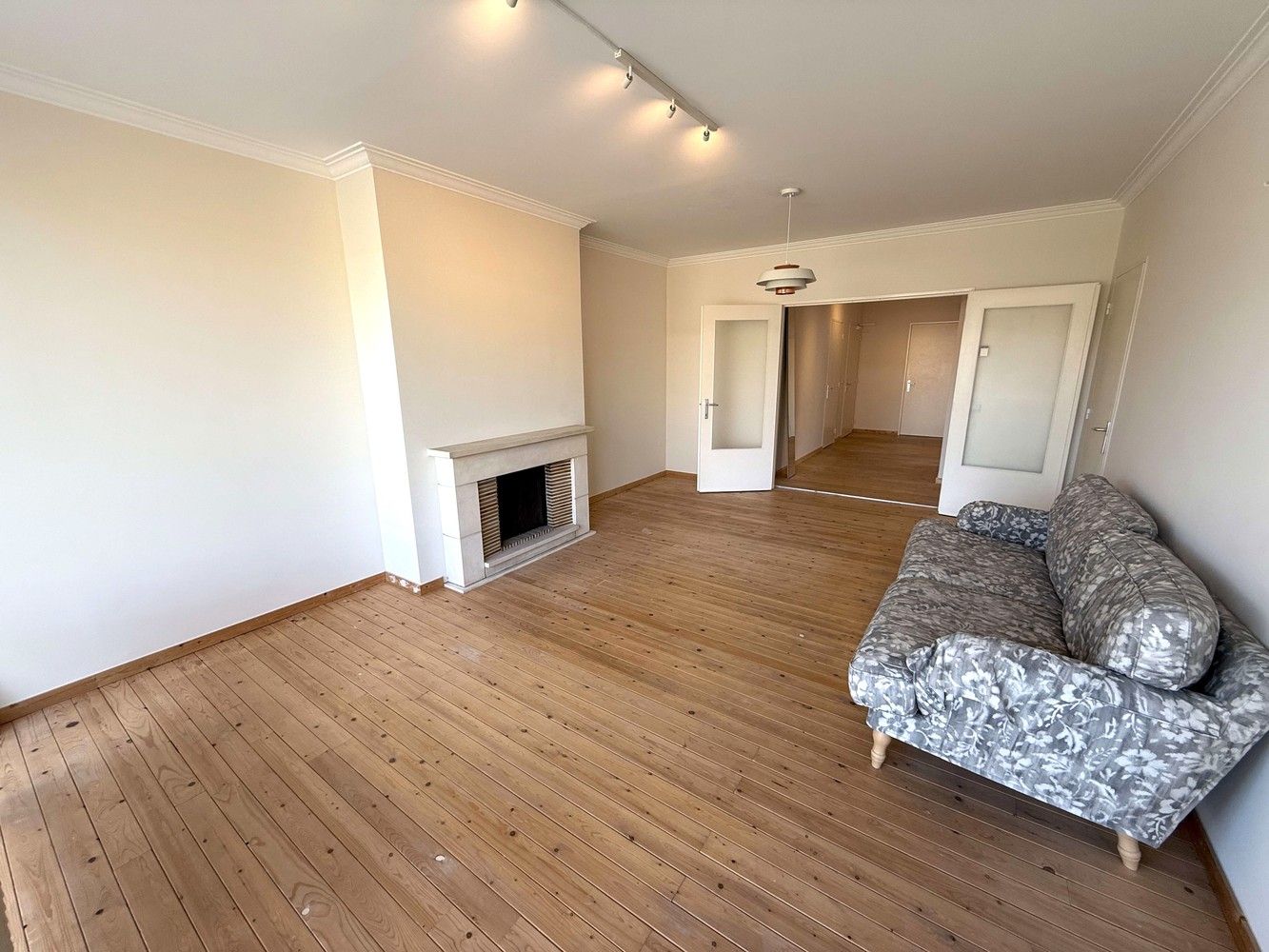 Licht en ruim 2-slaapkamerappartement met terras in hartje Leuven foto 4