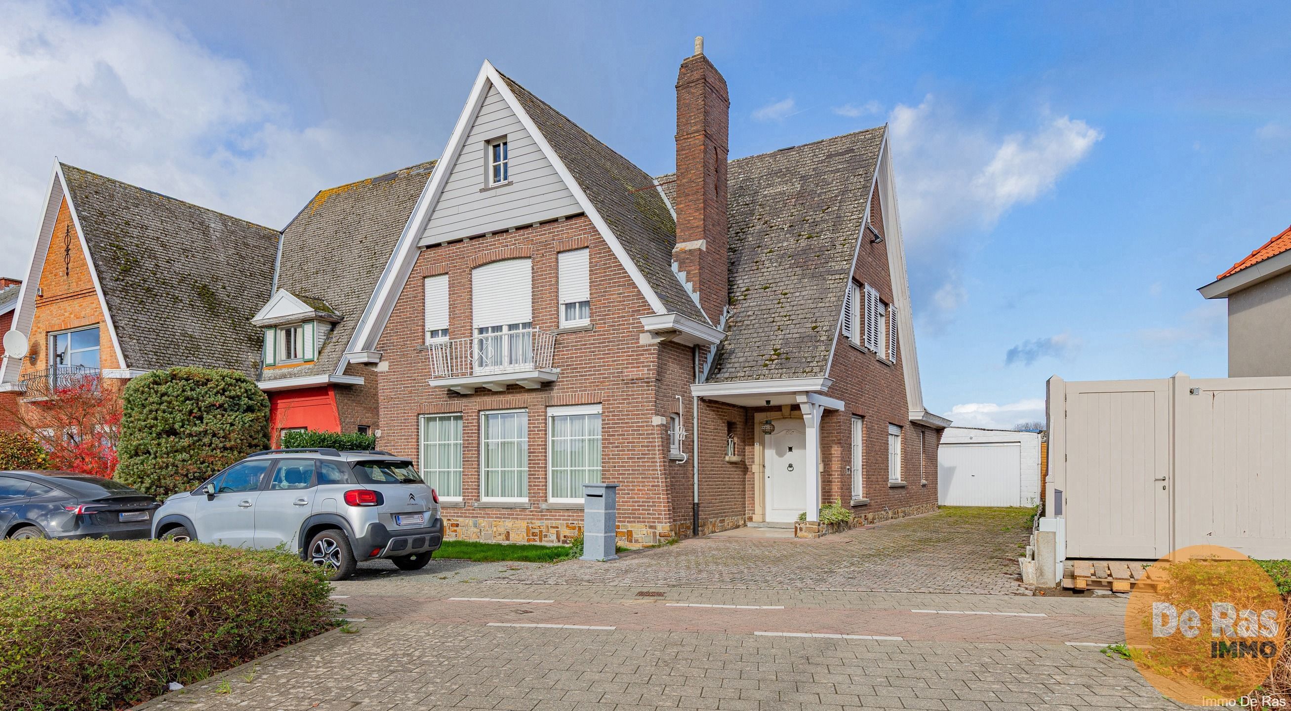 Hoofdfoto van de publicatie: LEDE - Stevige 4-gevelwoning met bijgebouw op mooie locatie