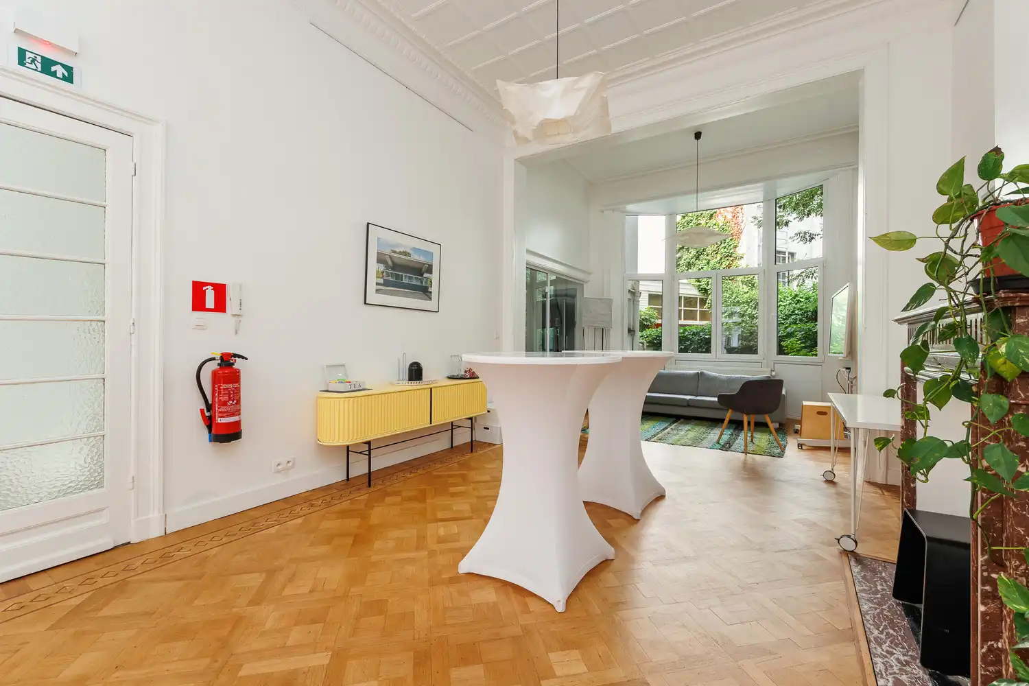 Instapklare en ruime herenwoning (362m²/EPC B) met zalige buitenruimtes op toplocatie te Antwerpen-Zuid: ideaal voor combi wonen/werken! foto 9