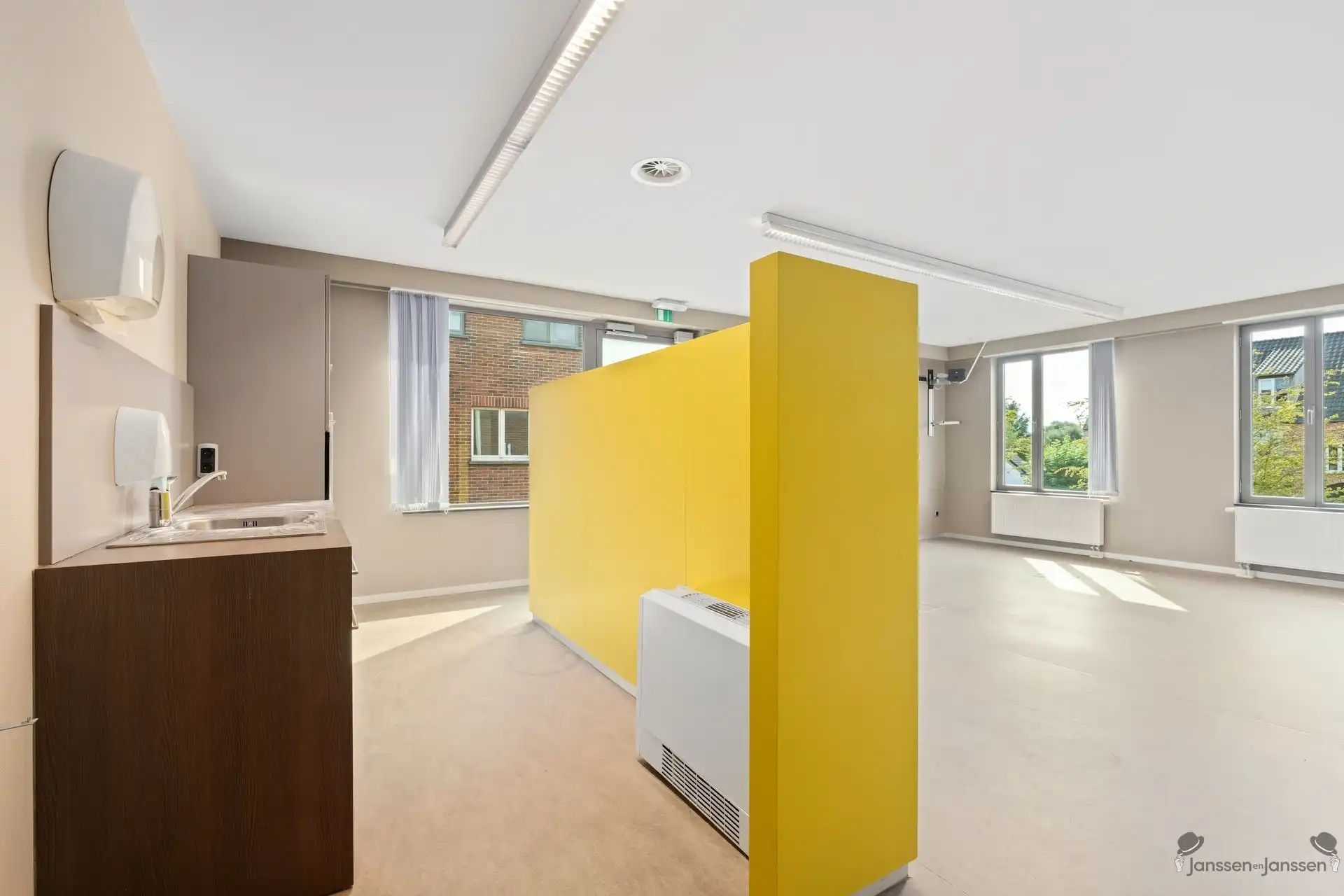gebouw voor gemengd gebruik foto 19