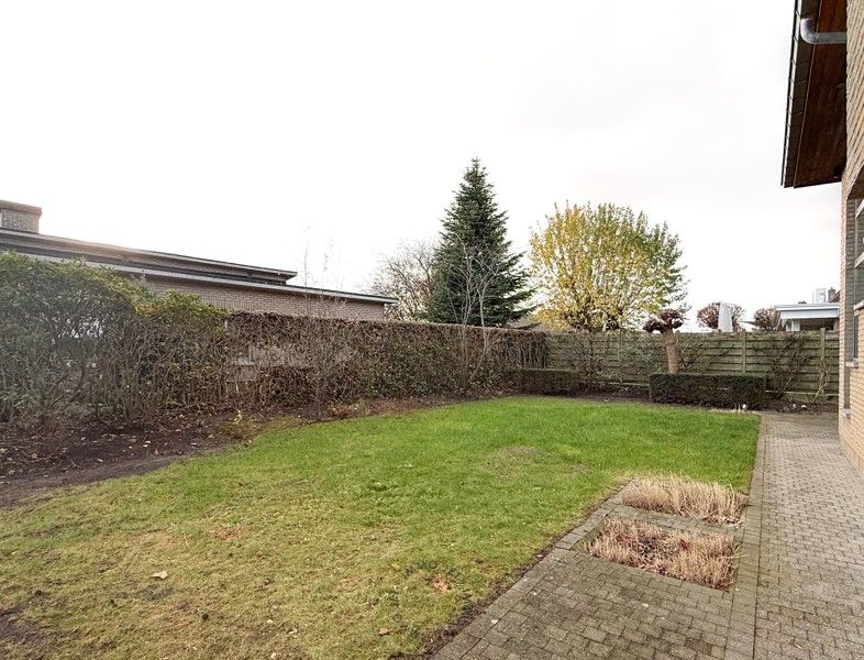 Ruime bel-etagewoning met 3 slaapkamers, tuin en garage foto 21