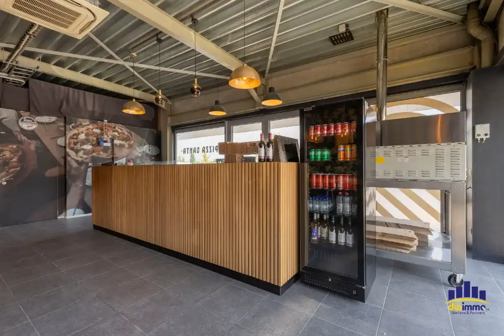 Horecazaak ter overname op toplocatie in Aalter – Ideaal voor take-away, delivery of nieuw horecaconcept foto 3
