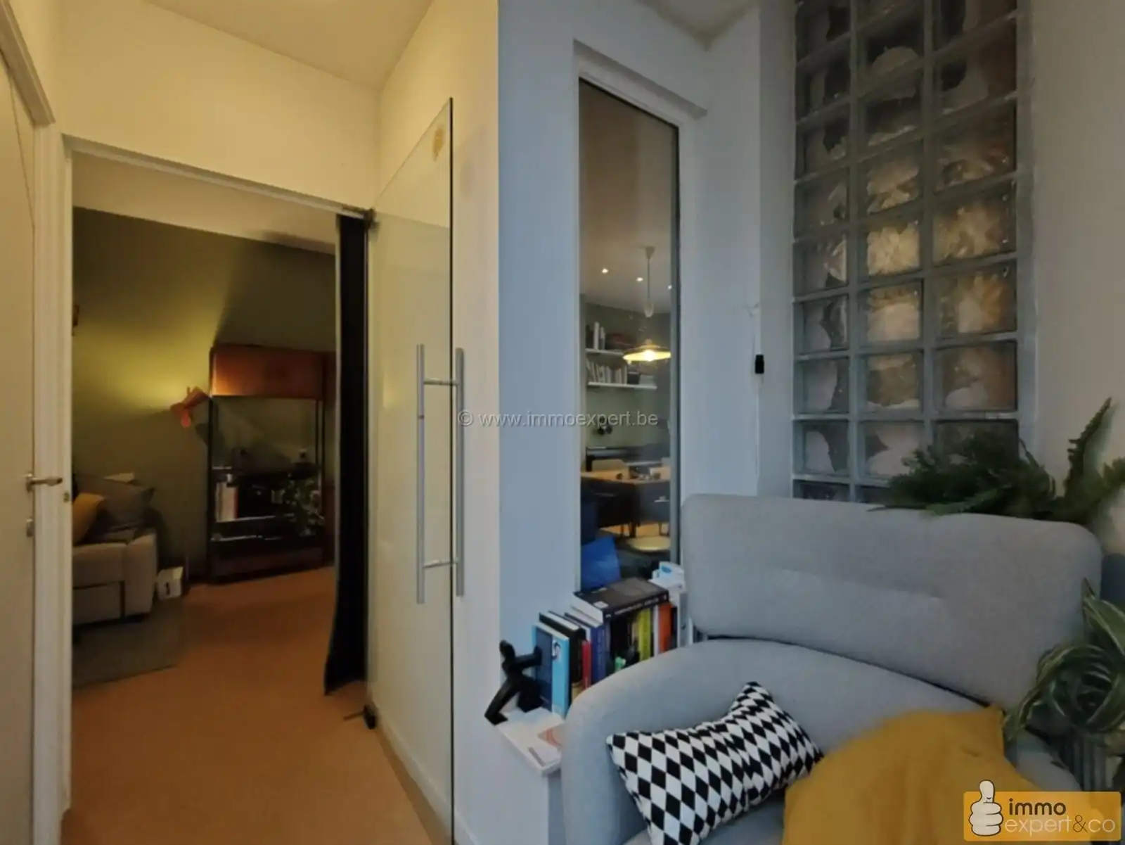 UNIEKE woning type halfopen pal in hartje TERNAT foto 2