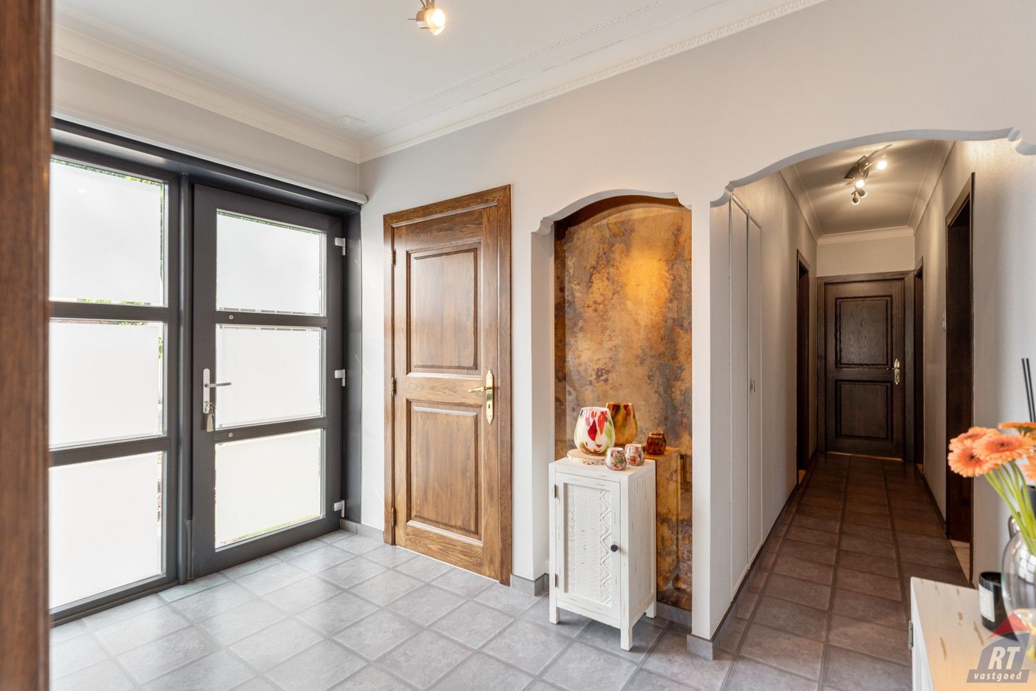 Instapklare bungalow met 3 slaapkamers gelegen in het rustige Velm foto 3