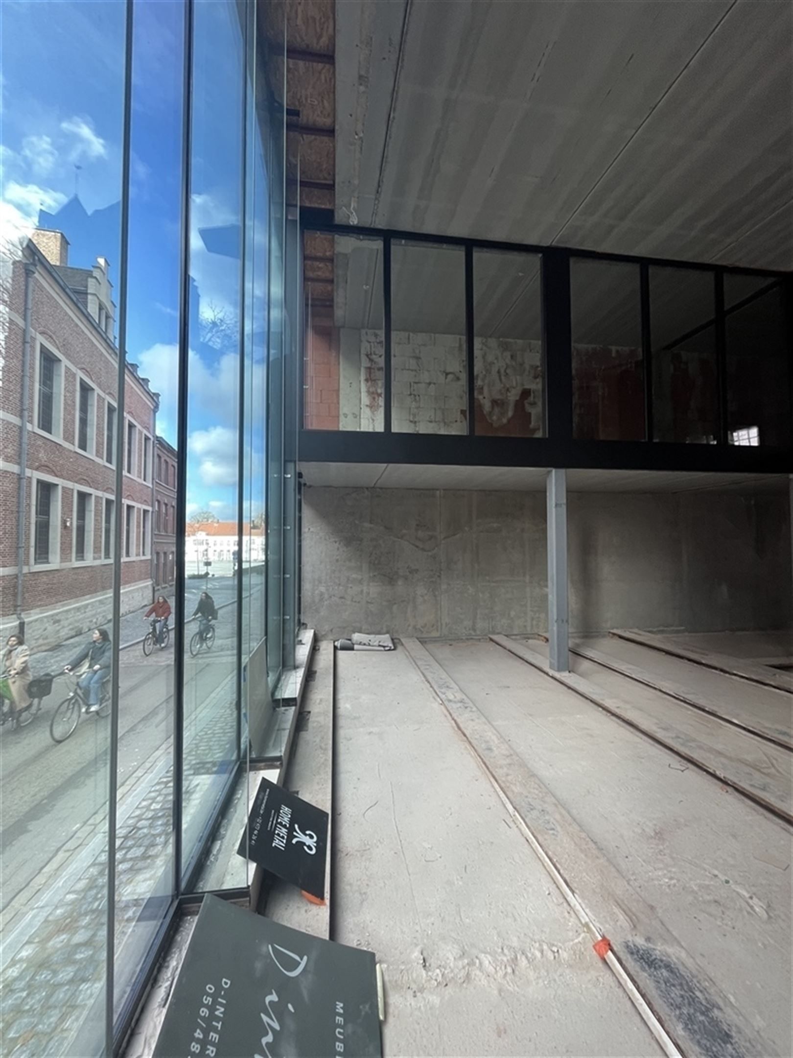 Volledig kantoorgebouw te koop of te huur foto 7