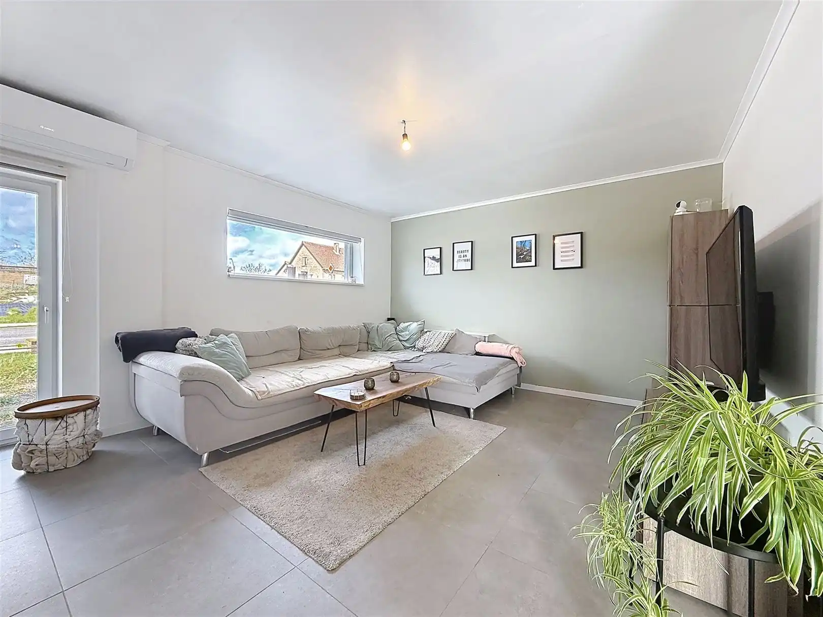 Gerenoveerde woning, 3 slpks, 2 bdks, opp 15a 80ca foto 10