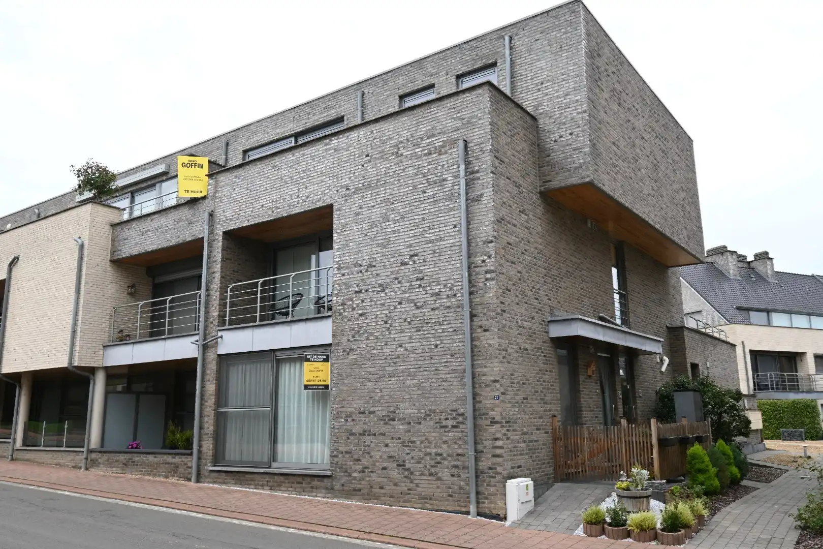 Knap appartement met twee slaapkamers in Hoeselt foto 4
