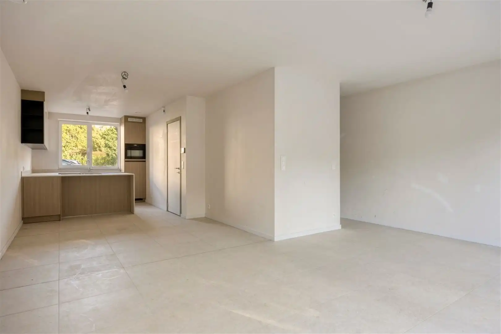 Rustig gelegen, energiezuinige nieuwbouwwoning. foto 6
