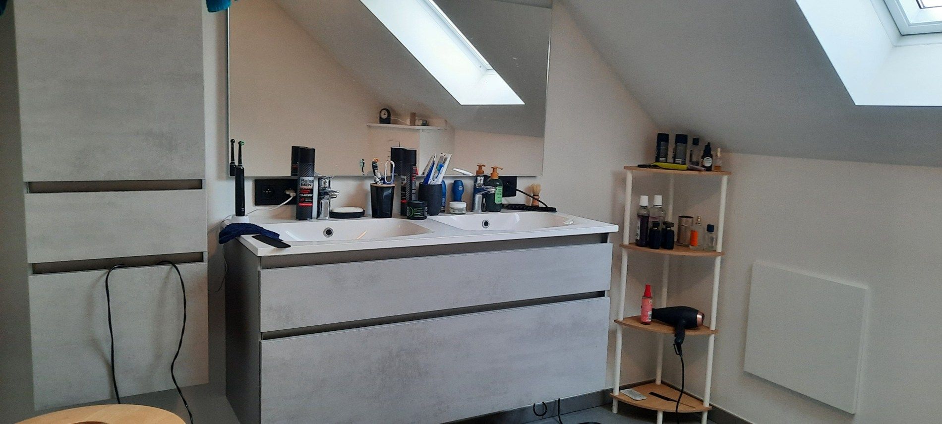 Recent afgewerkt duplexappartement met 3 slaapkamers, terras, autostandplaats en tuinberging te Rotem foto 5