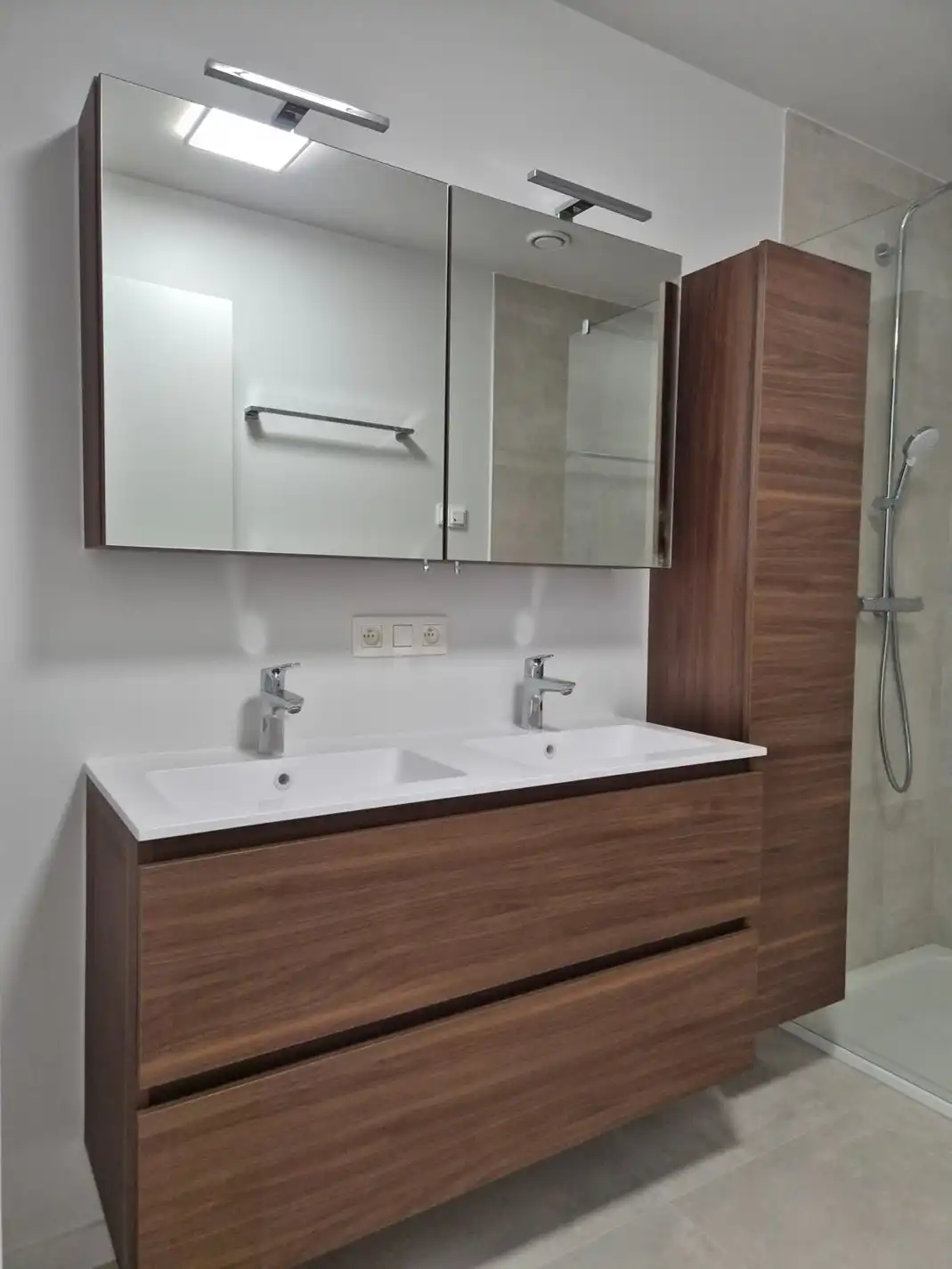 Nieuwbouwappartement met 2 slaapkamers en terras foto 16