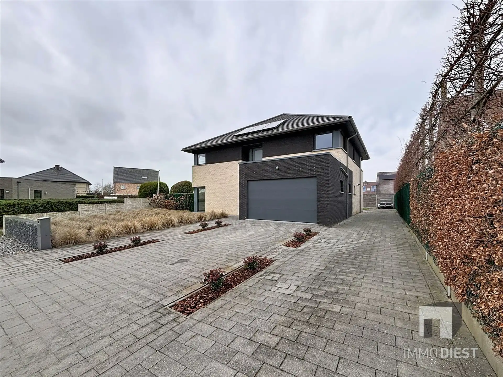 Villa met 5 slaapkamers op 8,50are in doodlopende straat foto 3