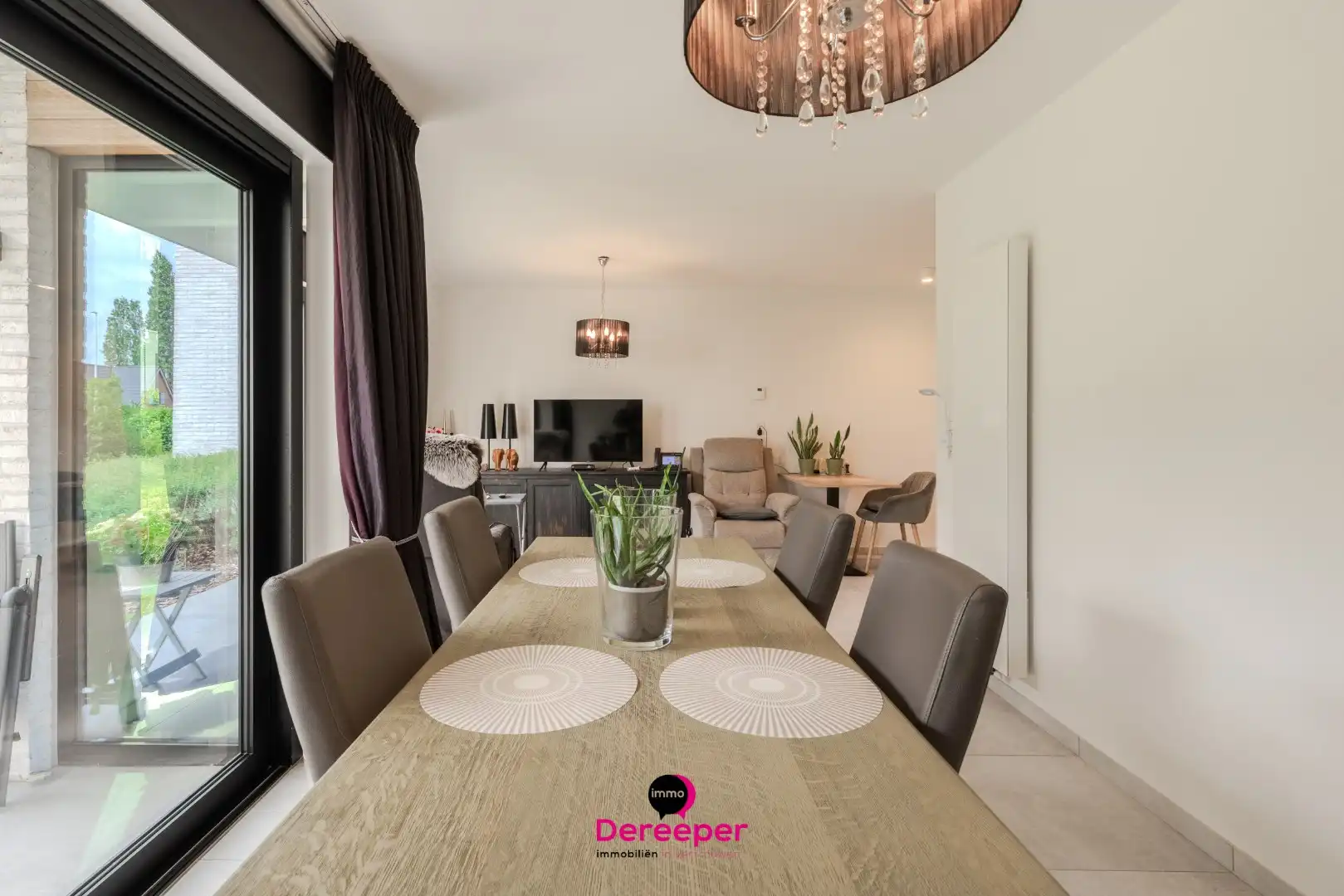 Zorgeloos wonen in stijl: instapklare serviceflat in Residentie Stuyvenberg foto 2