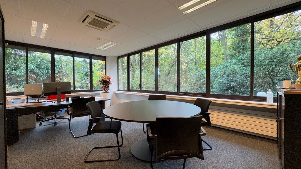 Gelijkvloerse kantoren te koop langs Singel in Antwerpen foto 5