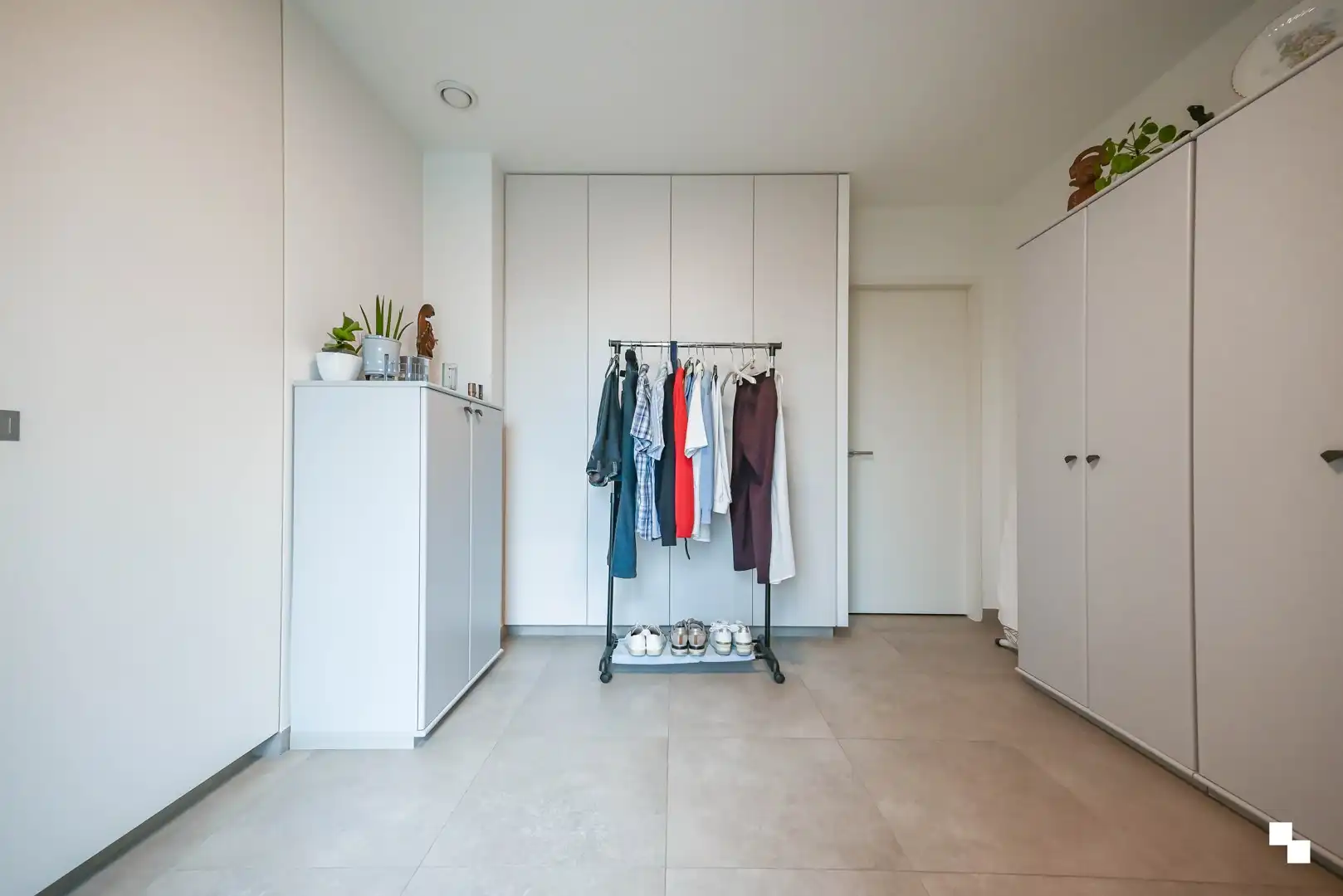 Uniek & bijna energieneutraal penthouse met riant terras te Bosmolens foto 20