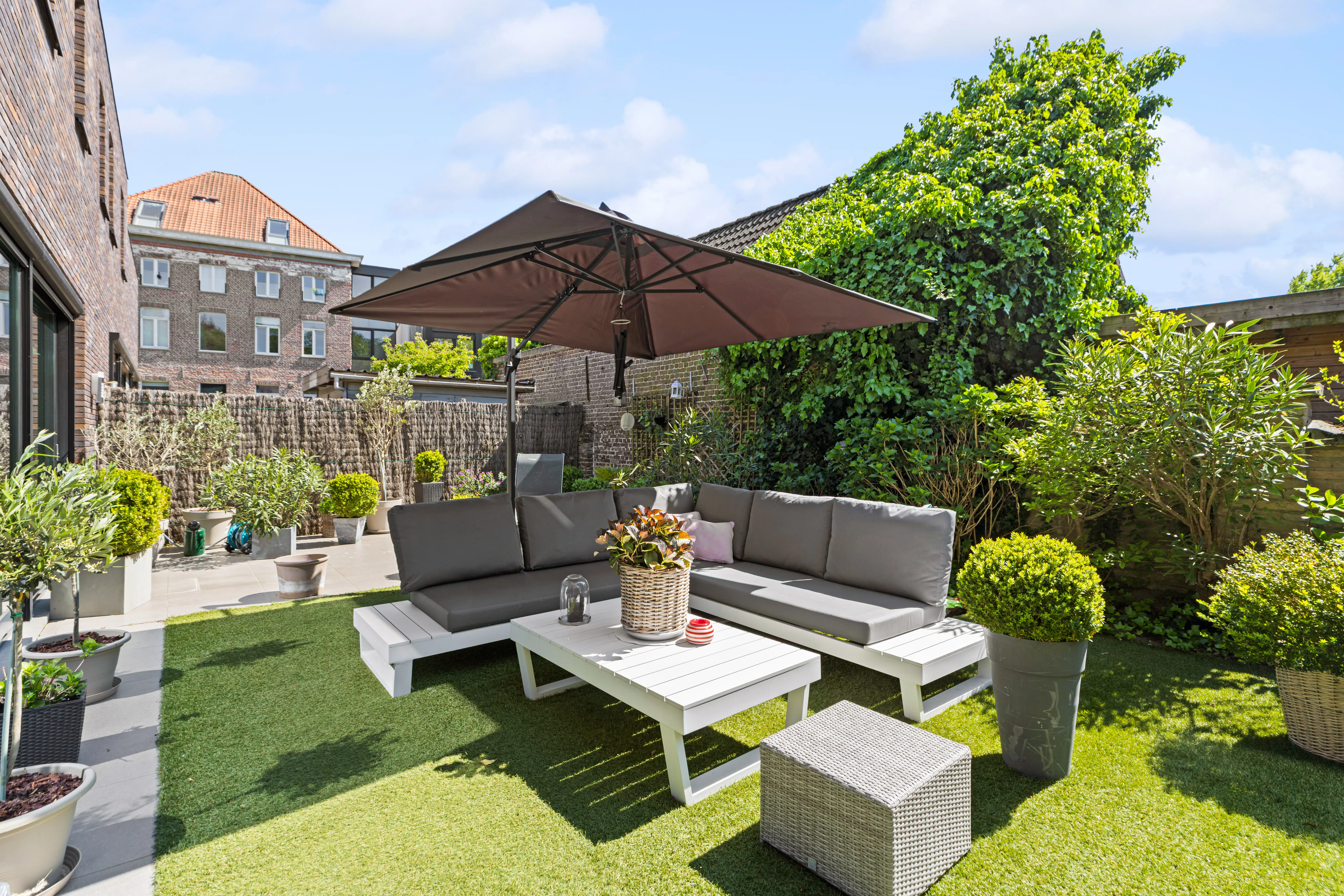 Instapklare woning met tuin op topligging foto 2