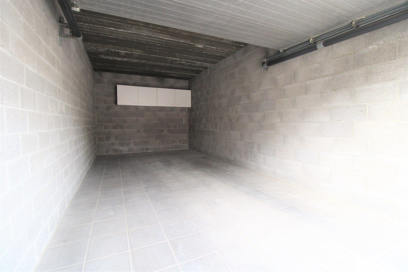 Duplex appartement met 2 slaapkamers en garage te Roeselare foto 12