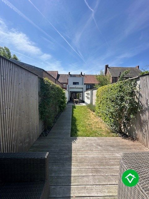 Instapklare woning met 2 slaapkamers en tuin te Eernegem foto 15