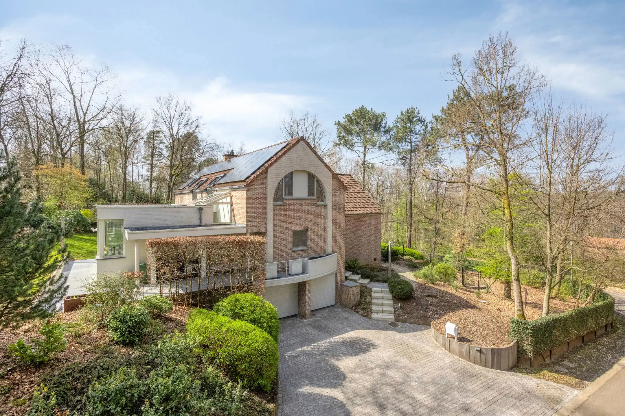 Exclusieve villa met 5 slaapkamers te Middelberg-Rotselaar foto 2