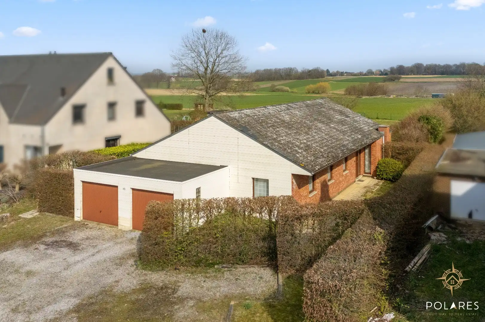 Ruime gezinswoning op prachtig perceel foto 2