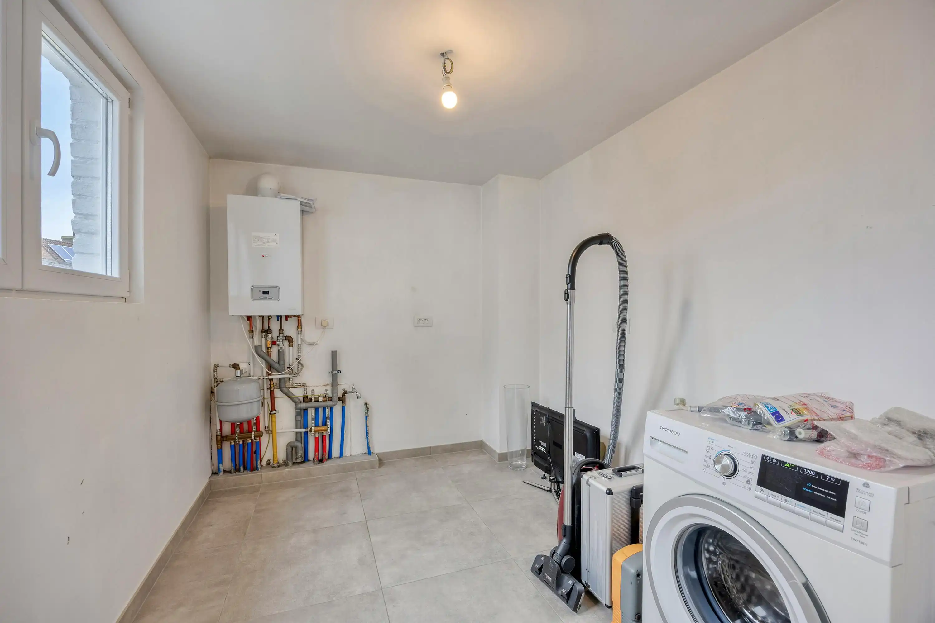 Recent gerenoveerd huis met 3 kamers te koop in Beveren-Leie foto 23
