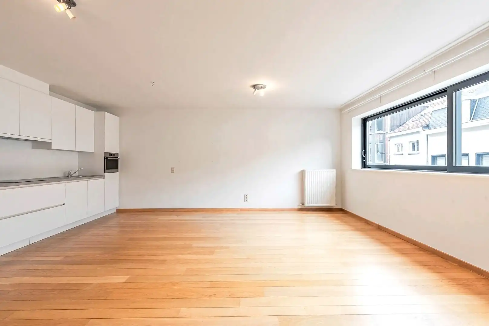 Ruim appartement in iconisch gebouw op het Zuid foto 2