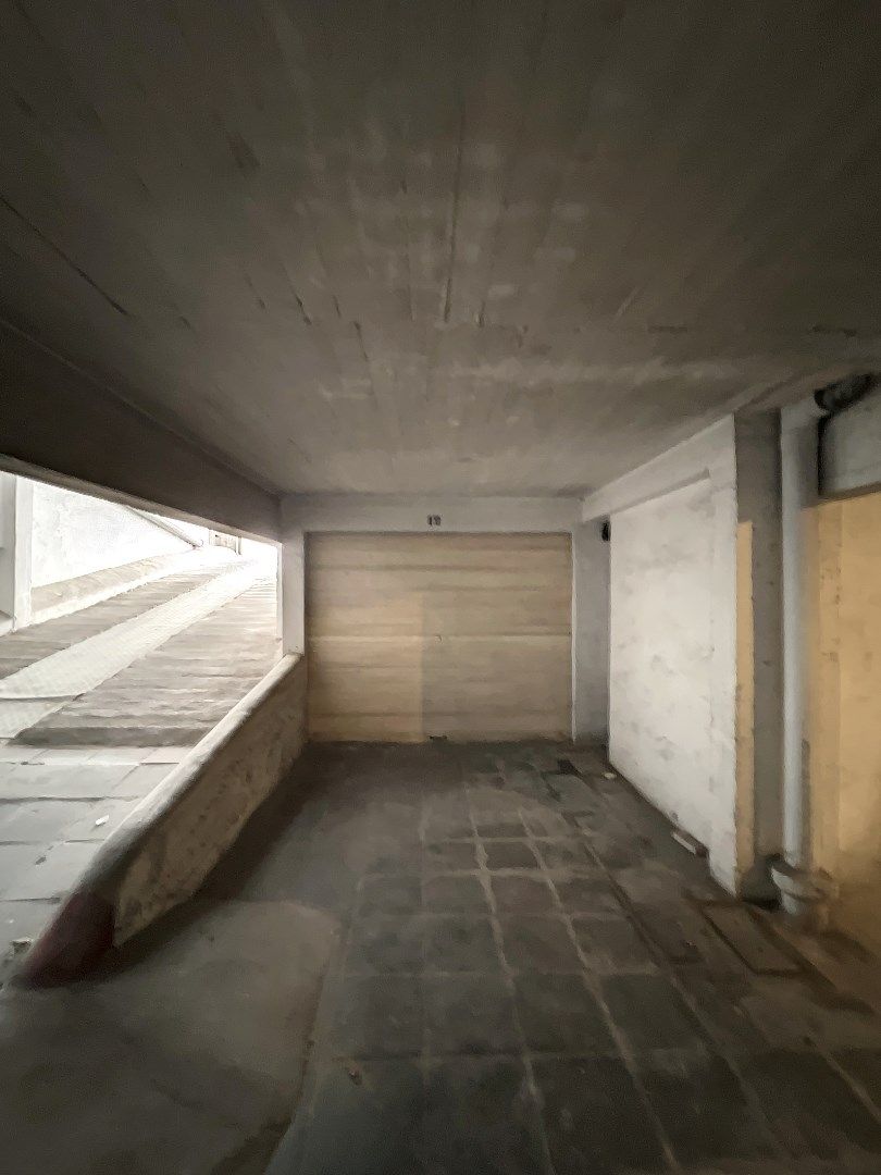 Garagebox op 20m van Zeedijk te Oostende-Mariakerke.  foto 4