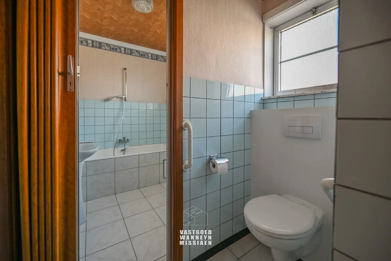 Te renoveren gelijkvloerse woning met  3slpk, garage, tuin op 1290m2 foto 20