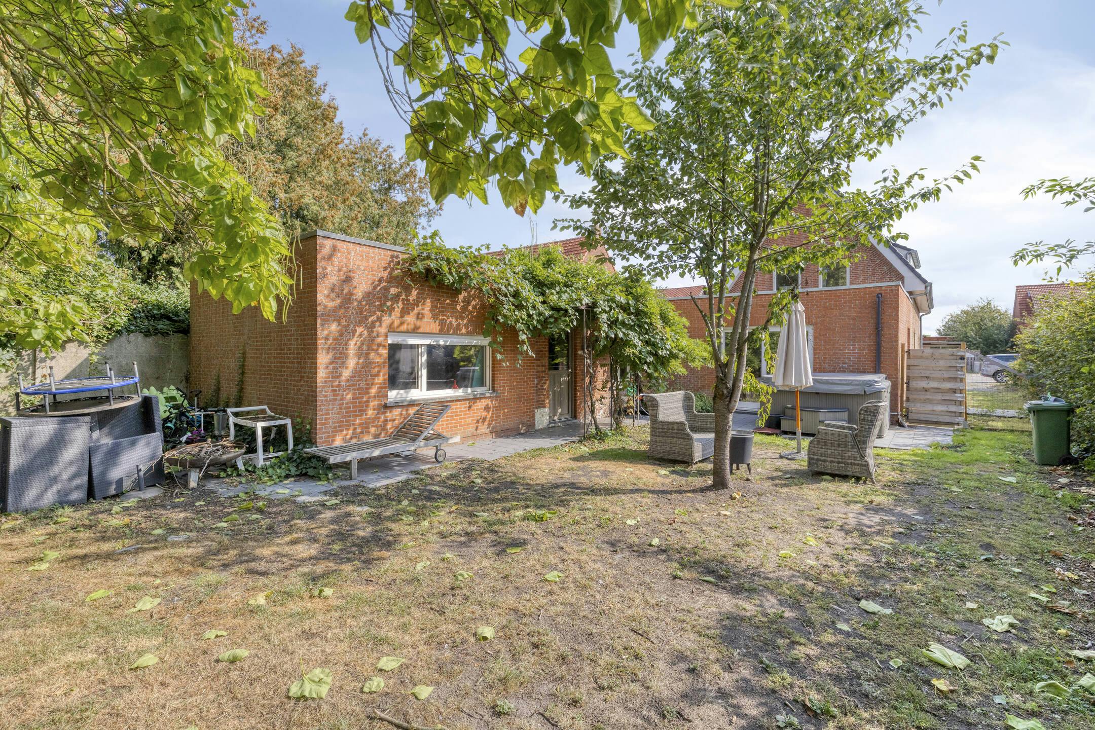 Karaktervol huis te koop nabij dorpskern Oostmalle! foto 20