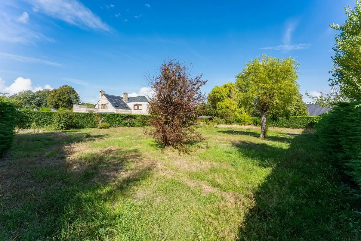 Ruim perceel bouwgrond in de villawijk "Noordhoek" foto 3