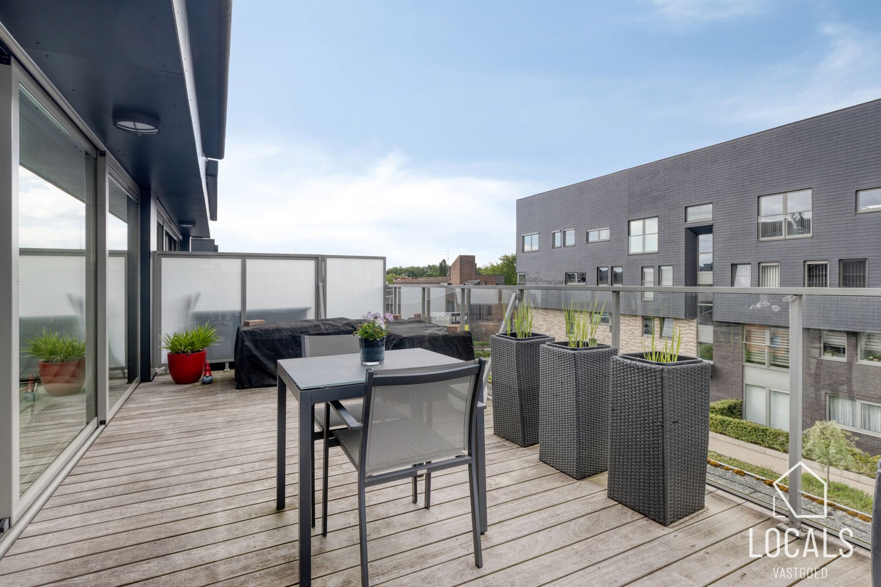 Instapklaar duplexappartement in het centrum van Ninove foto 12