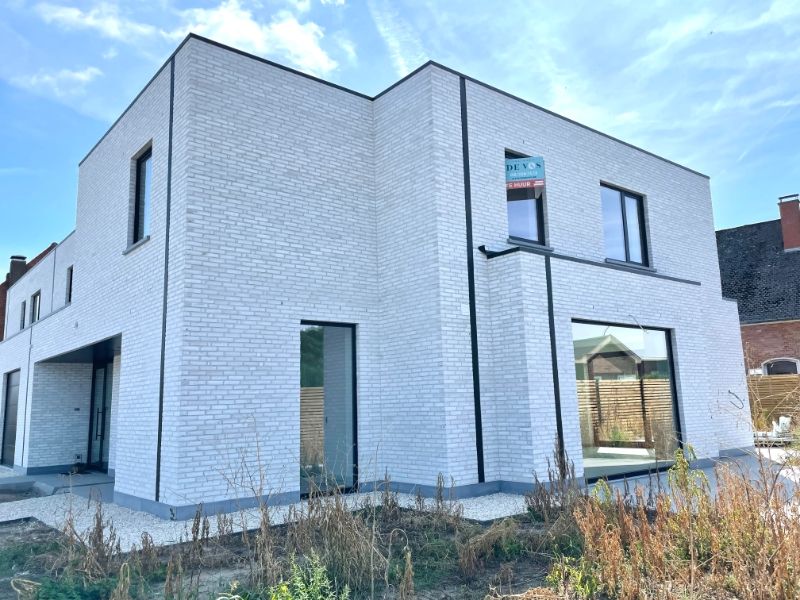 PRACHTIGE NIEUWBOUWWONING MET 3 SLAAPKAMERS TE HUUR foto 18