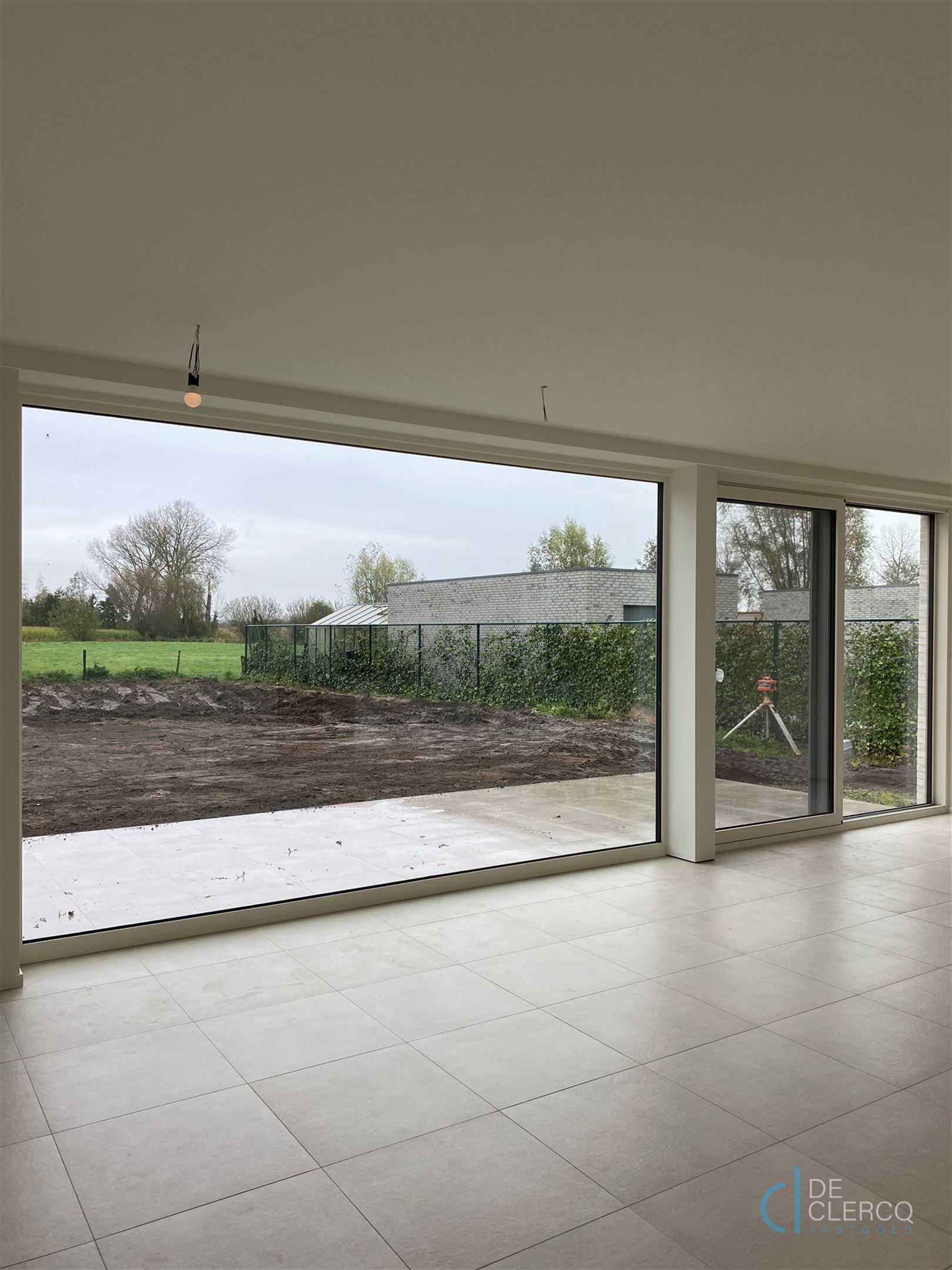 Halfopen woning te huur met zicht op groen, Lochristi!  foto 3